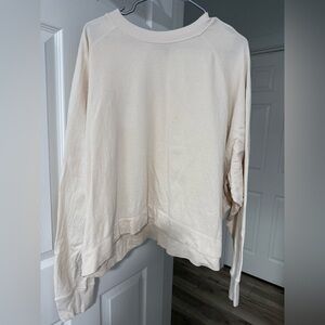 Vuori Women's Cream Crewneck Crop Top